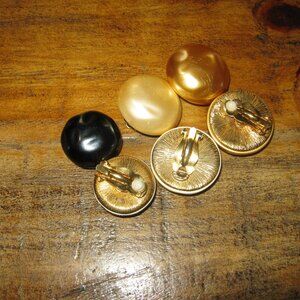 Vintage Carolee Clip-on's - Gold, Champaign & Black.